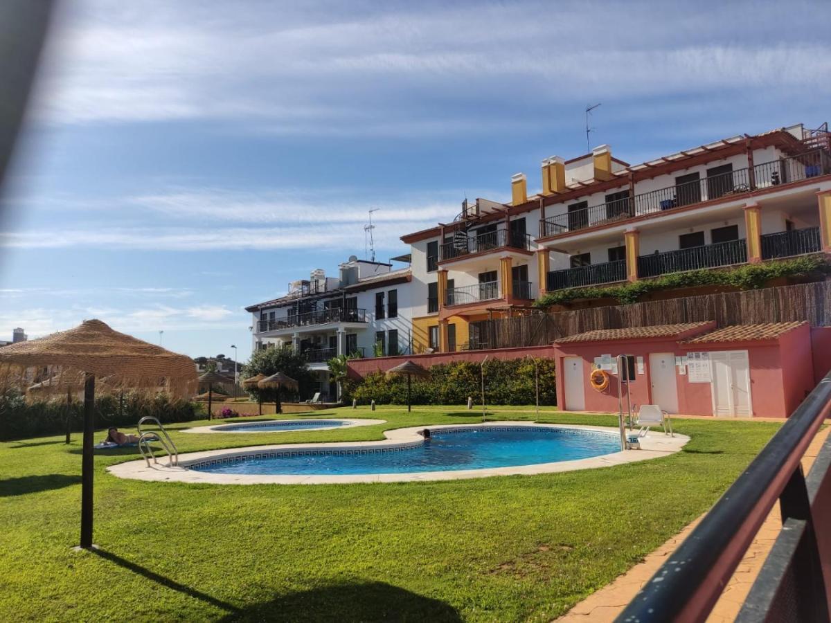 Apartamento Completo Con Piscina Comunitaria Y Patio Exterior Ayamonte Luaran gambar
